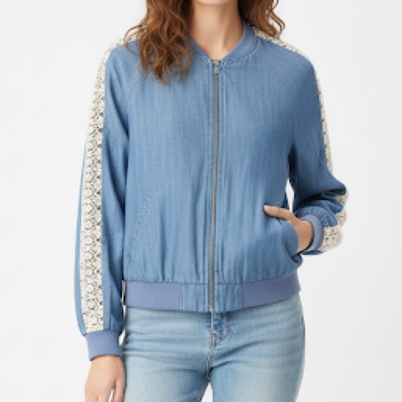 bebe Light Denim Blue Jean Jacket - Picture 3 of 5